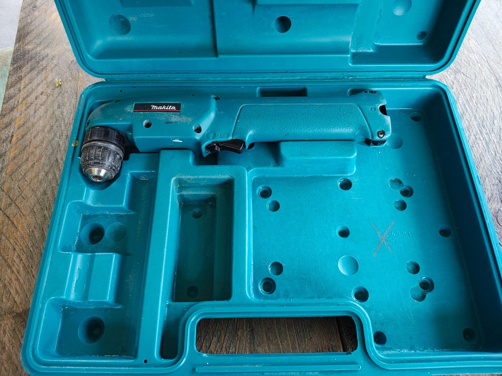 makita haakse boorschroevendraaier, Doe-het-zelf en Verbouw, Gereedschap | Boormachines, Ophalen of Verzenden, Boor- en Schroefmachine