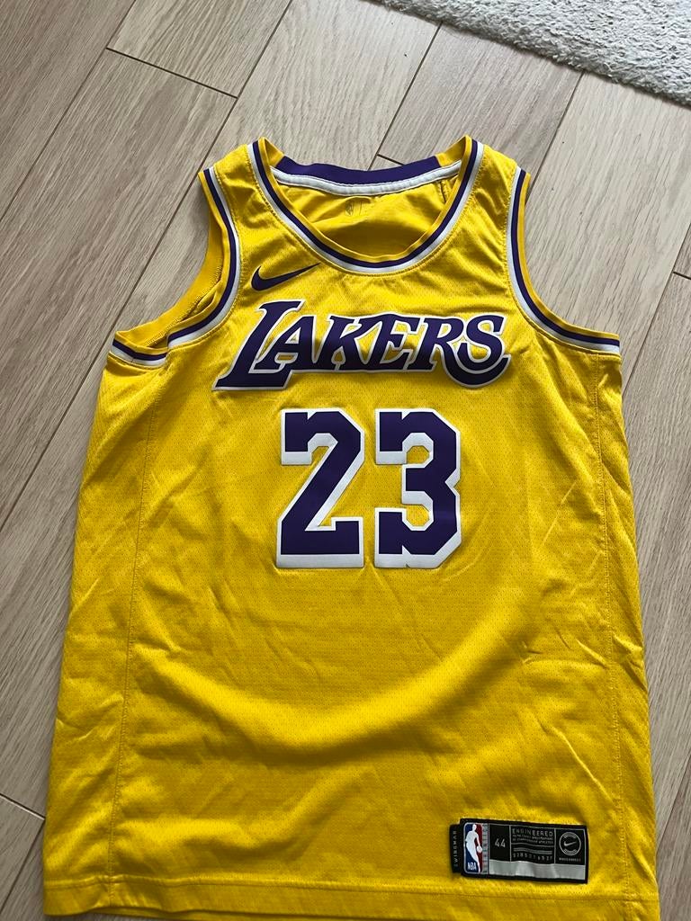 Nike Lakers LeBron James Basketbalshirt Maat 44 (S), Geel, Ophalen of Verzenden, Zo goed als nieuw, Algemeen