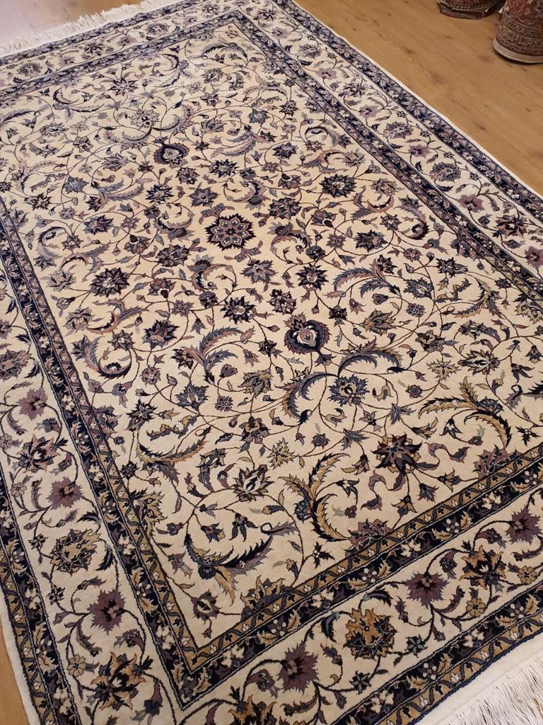 Vintage handgeknoopt oosters tapijt nain 305x187, Tweedehands, Perzisch, 150 tot 200 cm, 200 cm of meer