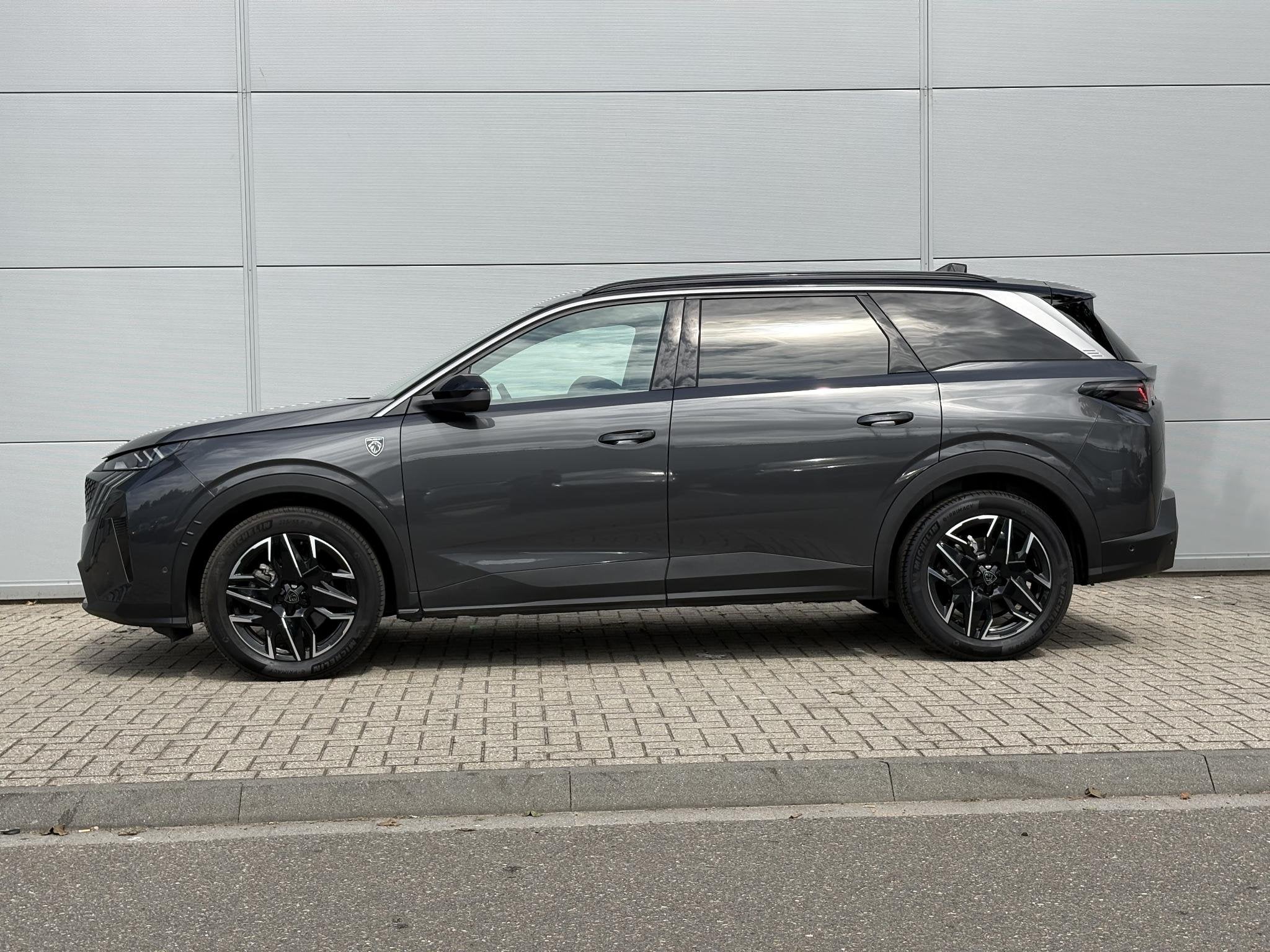 Peugeot 5008 1.2 Hybrid 145 GT 7p | 360 camera | Adaptieve C, Gebruikt, 1199 cc, Origineel Nederlands, Hybride Elektrisch/Benzine