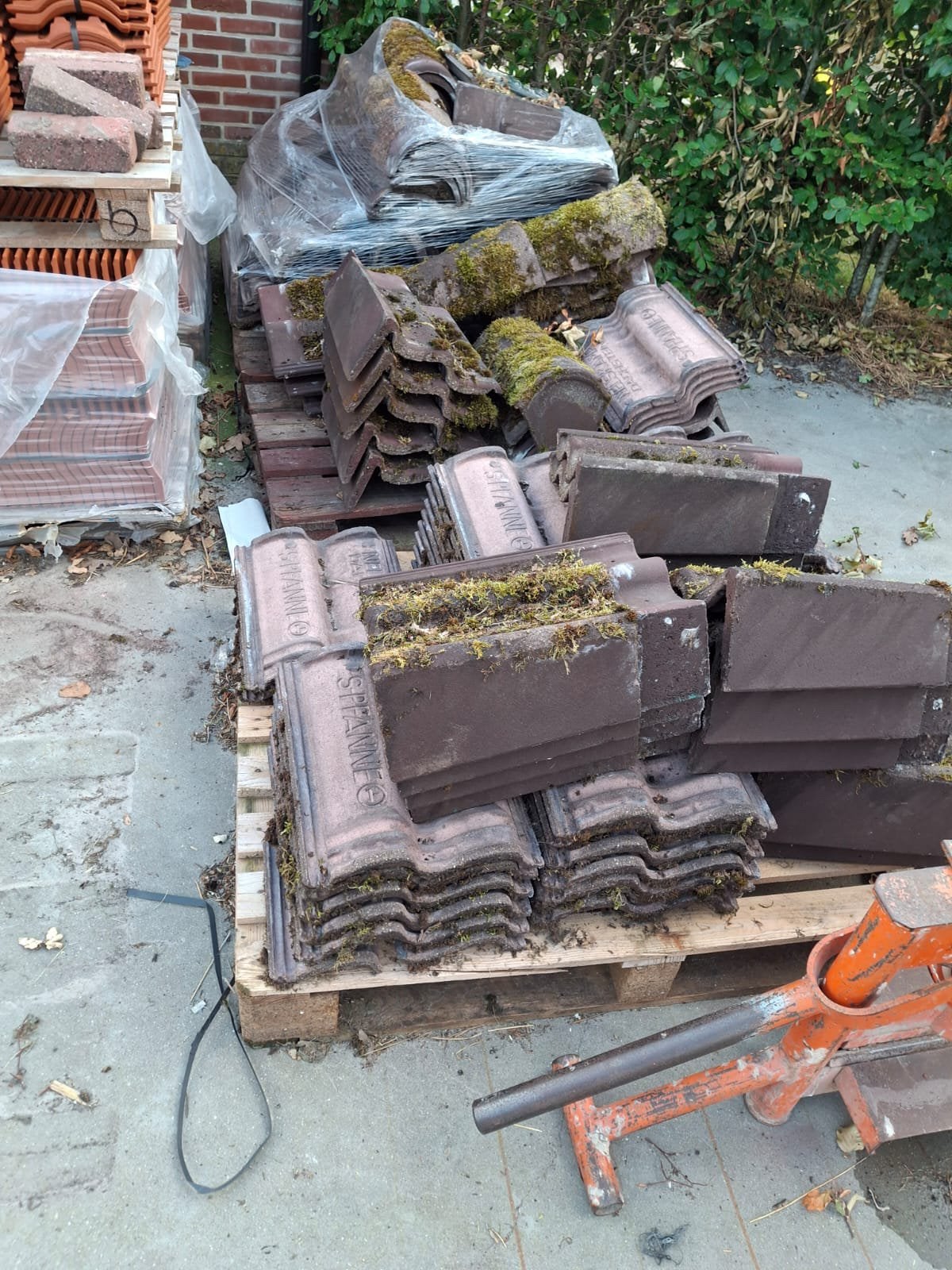 Sneldek nelskamp, Doe-het-zelf en Verbouw, Dakpannen en Dakbedekking, Ophalen, Steen of Klei, Zo goed als nieuw, 15 m² of meer