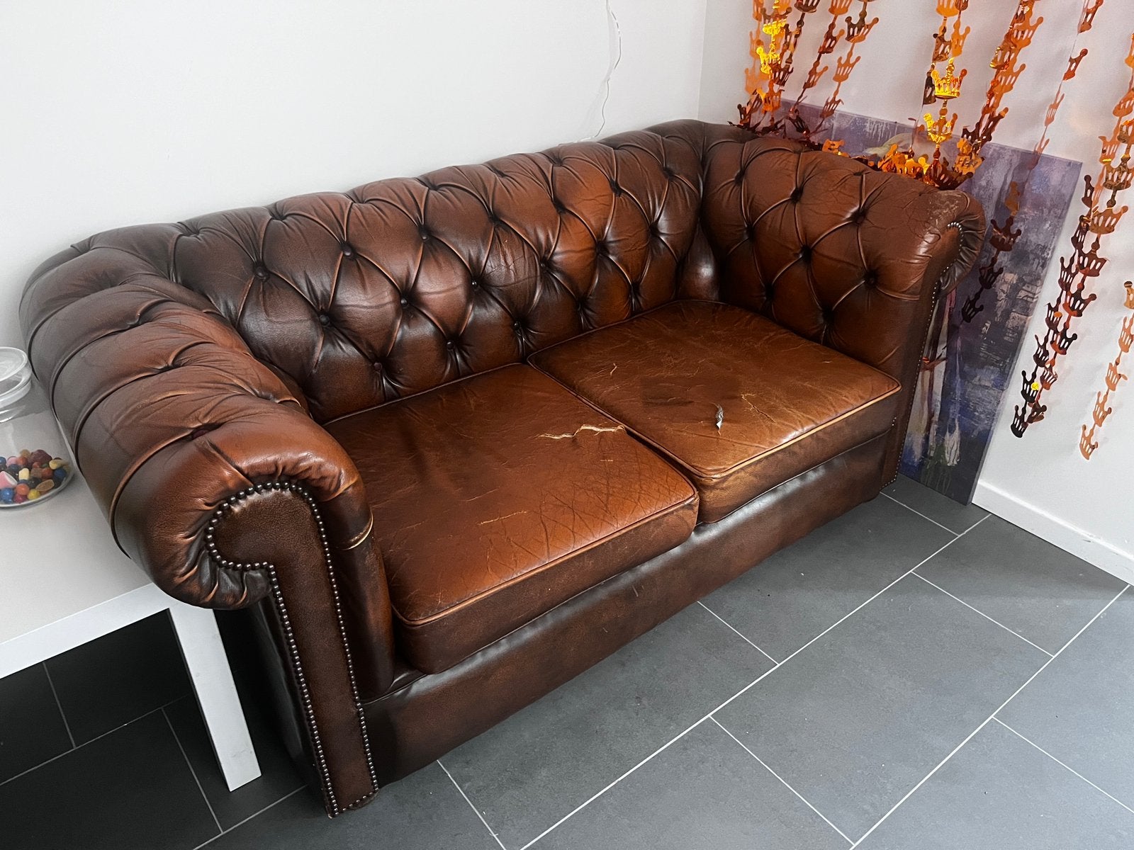 Gratis Chesterfield bankje, Huis en Inrichting, Ophalen, Gebruikt, 150 tot 200 cm, Chesterfield