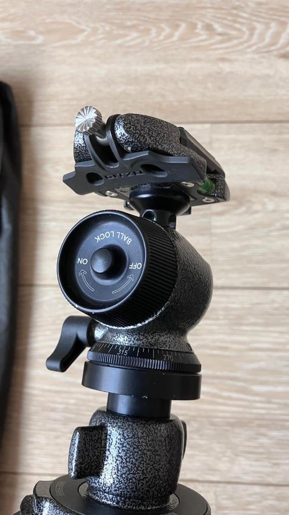Gitzo GK1580QR 4-Section Carbon Fiber Tripod With Ballhead., Audio, Tv en Foto, Fotografie | Statieven en Balhoofden, Zo goed als nieuw