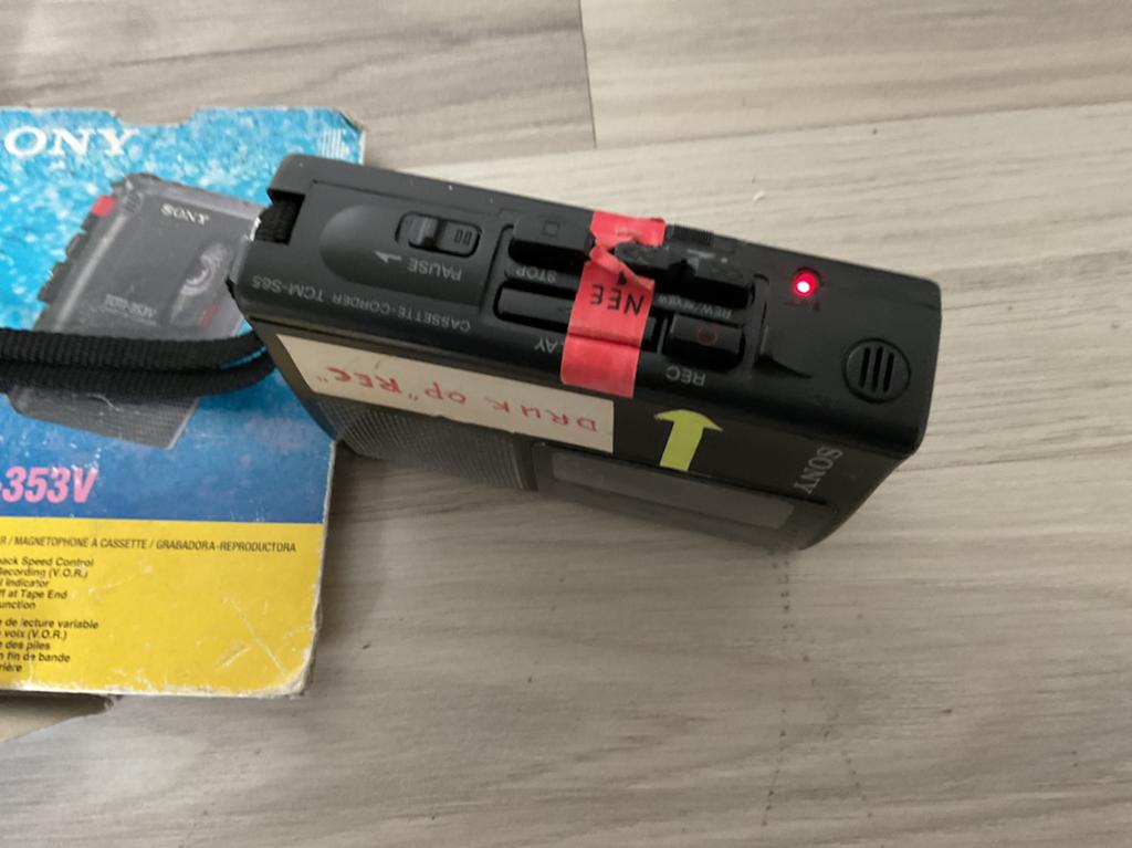 🔥Sony walkman / voicerecorder TCM-353V 🔥defect🔥, Audio, Tv en Foto, Walkmans, Discmans en Minidiscspelers, Ophalen of Verzenden