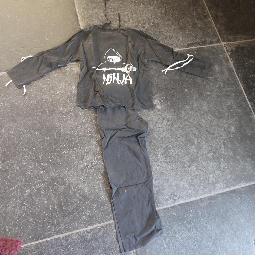 Carnaval ninja pak maat 140, Ophalen of Verzenden, Zo goed als nieuw, 134 t/m 140, Jongen of Meisje