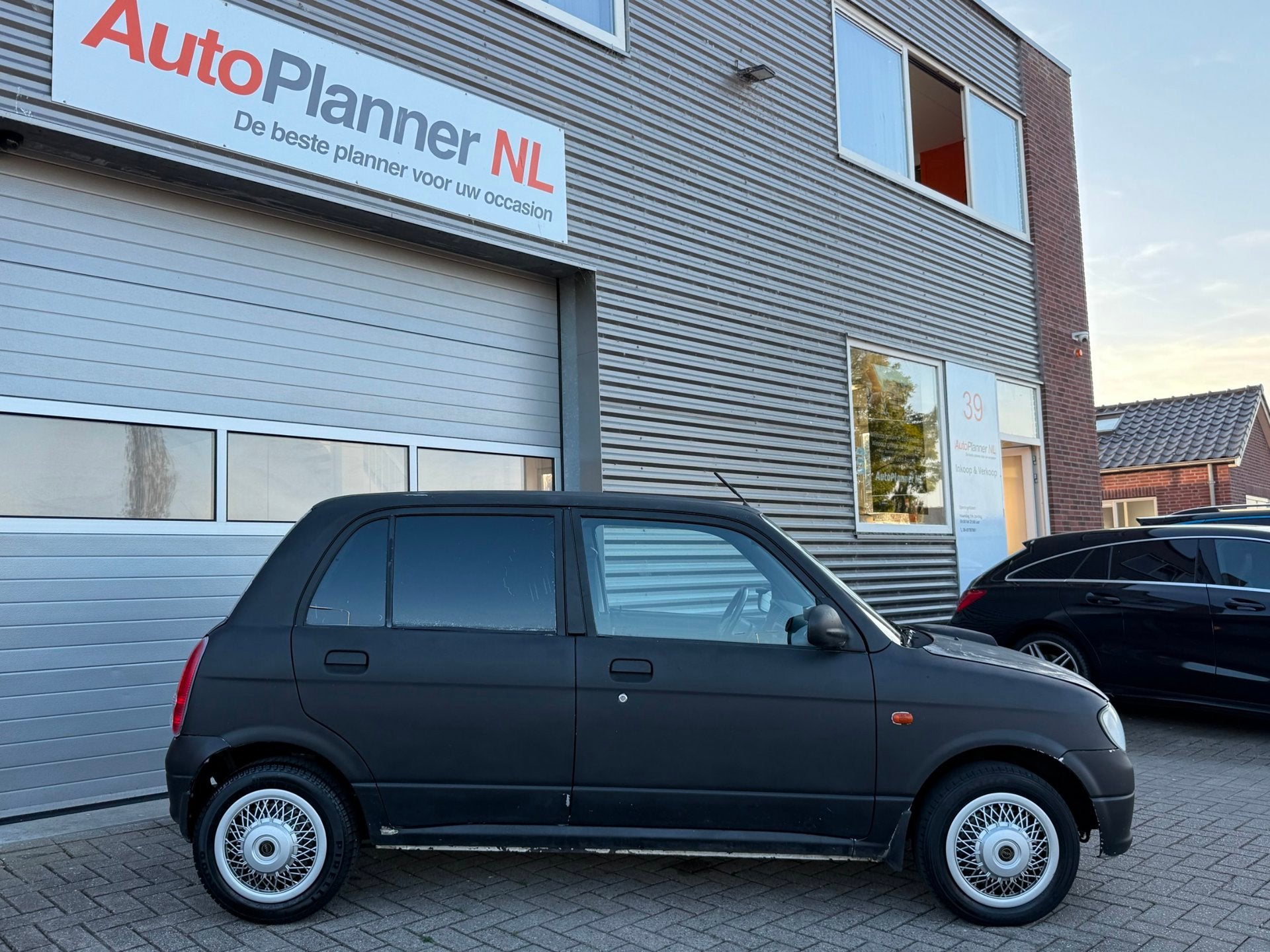 Daihatsu Cuore 1.0-12V DVVT STi! Automaat! Lage kmstand!, Auto's, Daihatsu, 18 €/maand, 4 stoelen, Cuore, Origineel Nederlands
