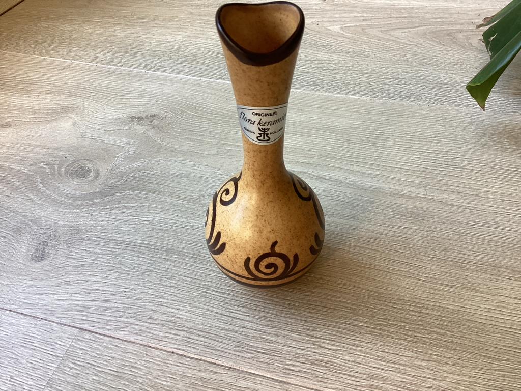 Vintage Flora Keramiek Vaas - Origineel Holland, Antiek en Kunst, Ophalen of Verzenden