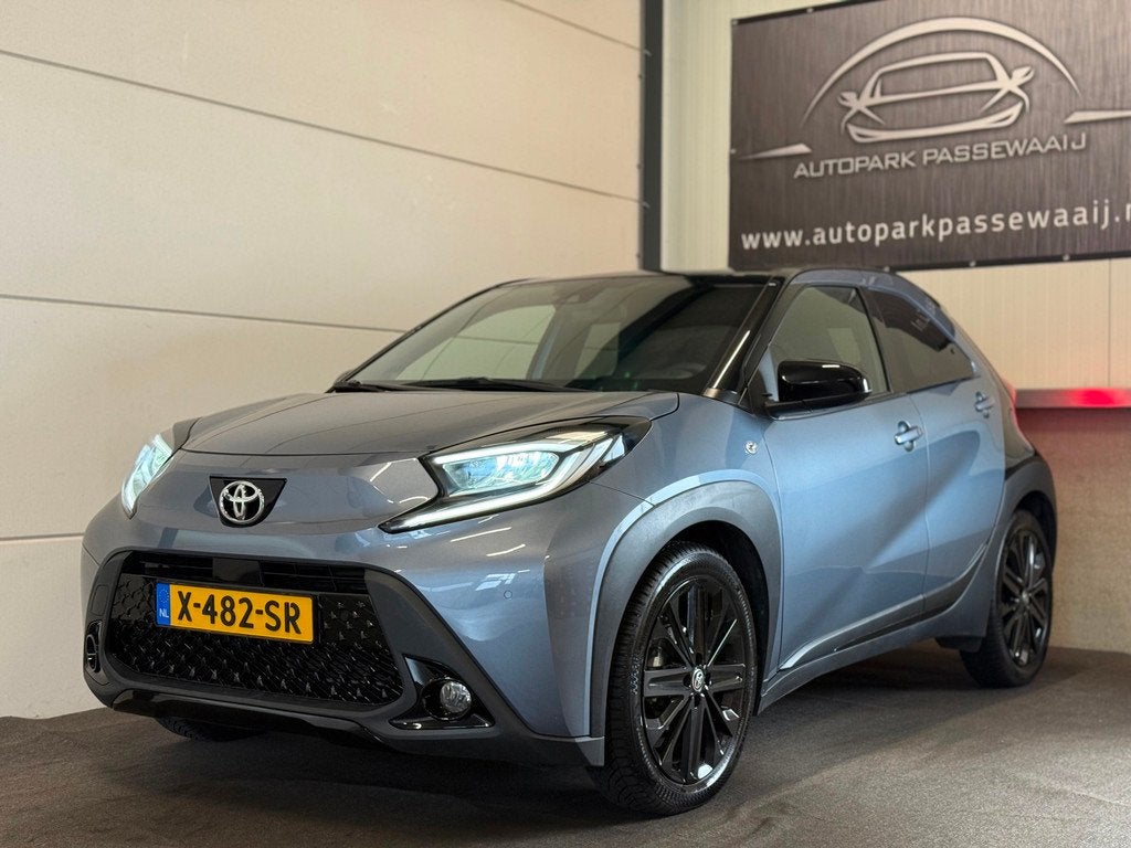 Toyota Aygo X 1.0 VVT-i S-CVT Premium Apple Carplay, ACC, JB, Gebruikt, 4 stoelen, Leder en Stof, Origineel Nederlands