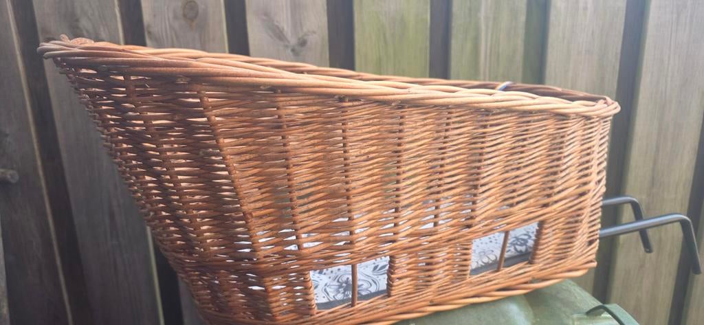 Fietsmand voor hond, Ophalen
