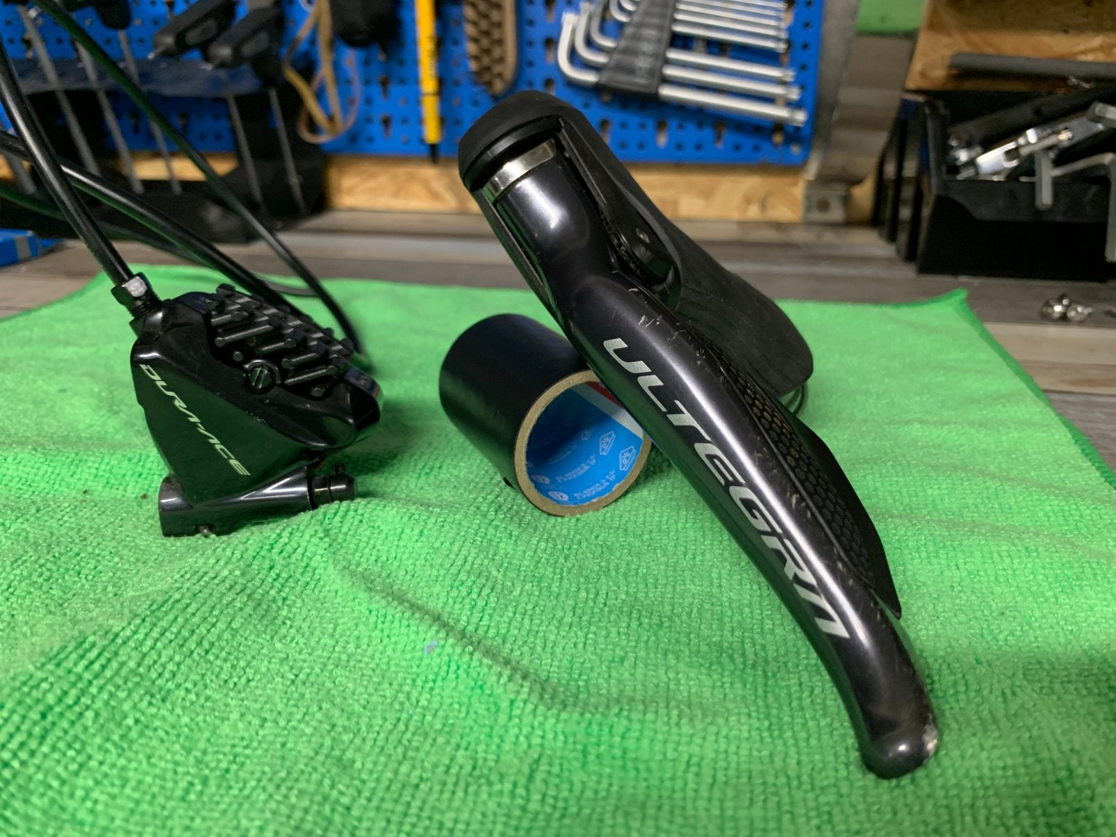 Shimano Ultegra Di2 R8070 Shifter + Dura Ace R9170 Remklauw, Fietsen en Brommers, Fietsonderdelen, Remmen, Gebruikt, Ophalen of Verzenden
