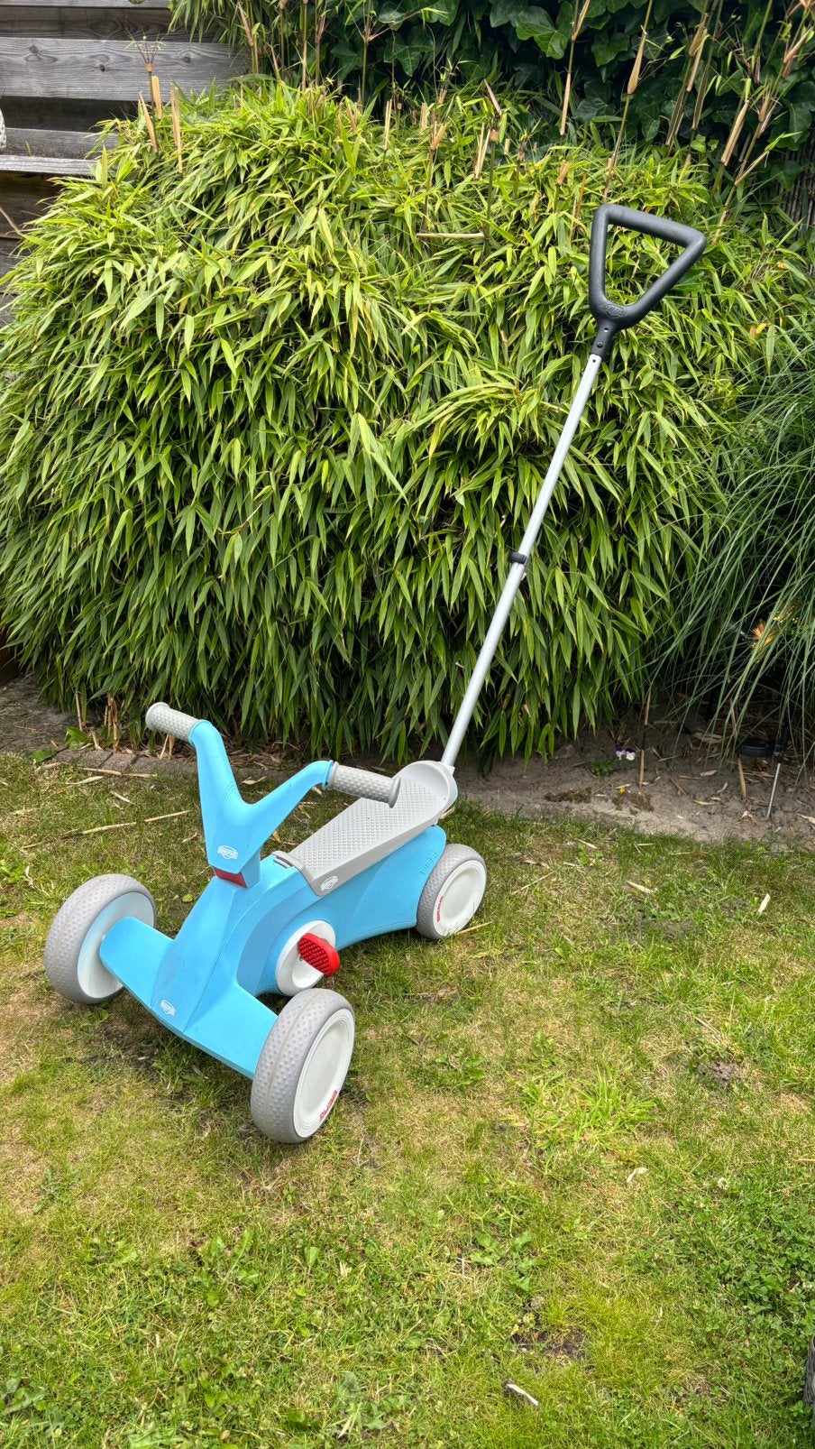 Berg go2 loopauto met duwstang, Ophalen, Zo goed als nieuw, Berg