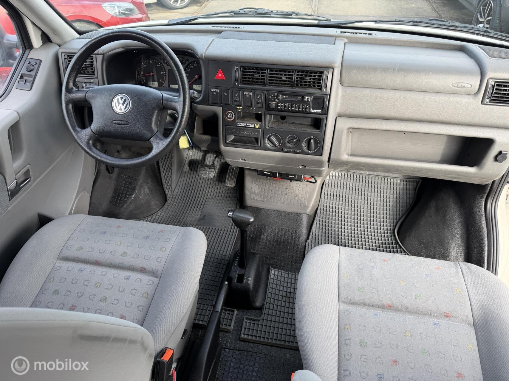 Volkswagen Transporter 2.5 AUTOMAAT / LANG / AIRCO / 7-PERSO, Stof, Gebruikt, 1670 kg, Volkswagen