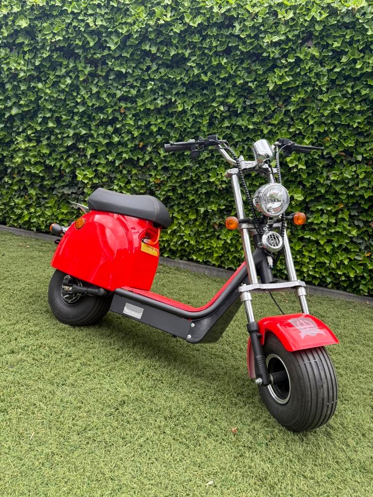 Mooie elektrische scooter, Ophalen, Zo goed als nieuw, Elektrisch