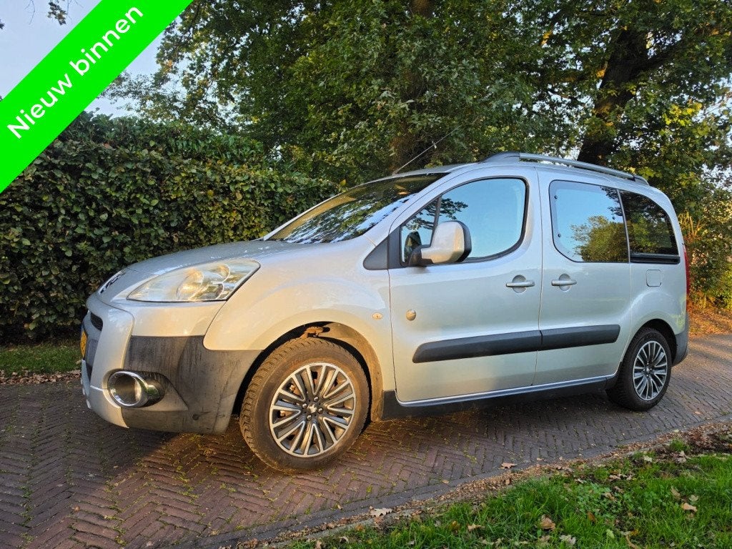 Peugeot Partner Tepee 1.6 Outdoor, Auto's, Stof, 4 cilinders, Origineel Nederlands, Handgeschakeld