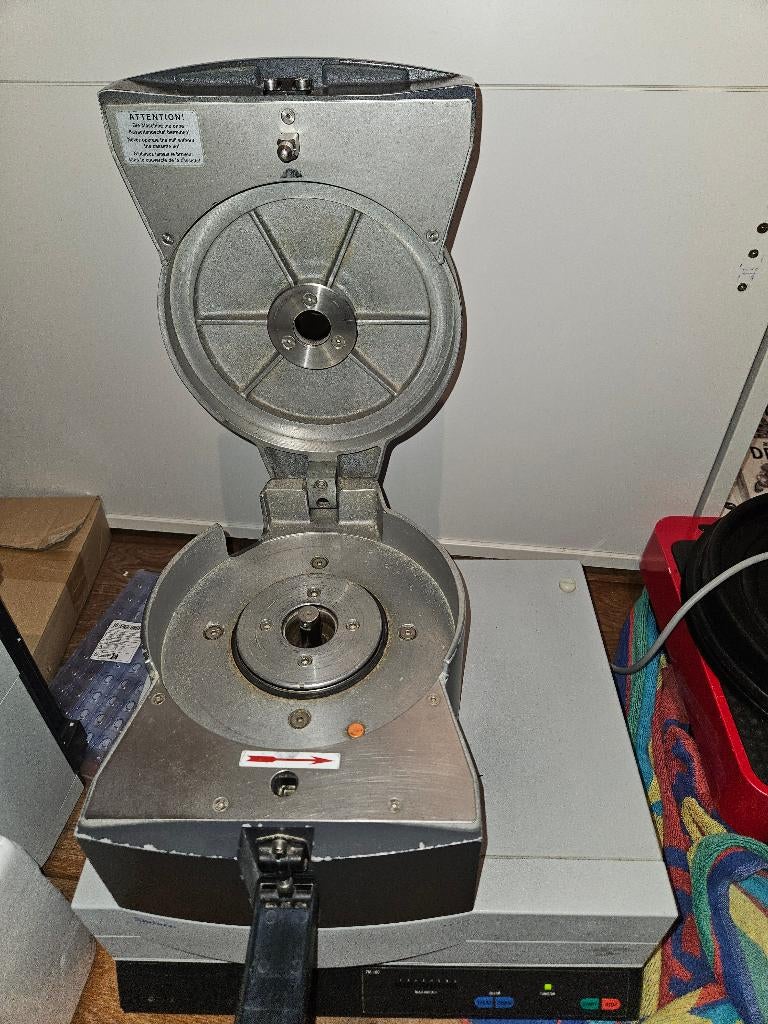 Retch ZM100 ver maalmolen mill usa 110v, Ophalen of Verzenden, Gebruikt