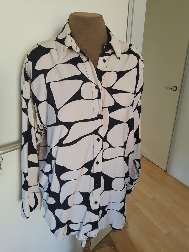 Blouse van Inwear, maat 42, Kleding | Dames, Blouses en Tunieken, Zo goed als nieuw, Maat 42/44 (L), Beige, Ophalen of Verzenden