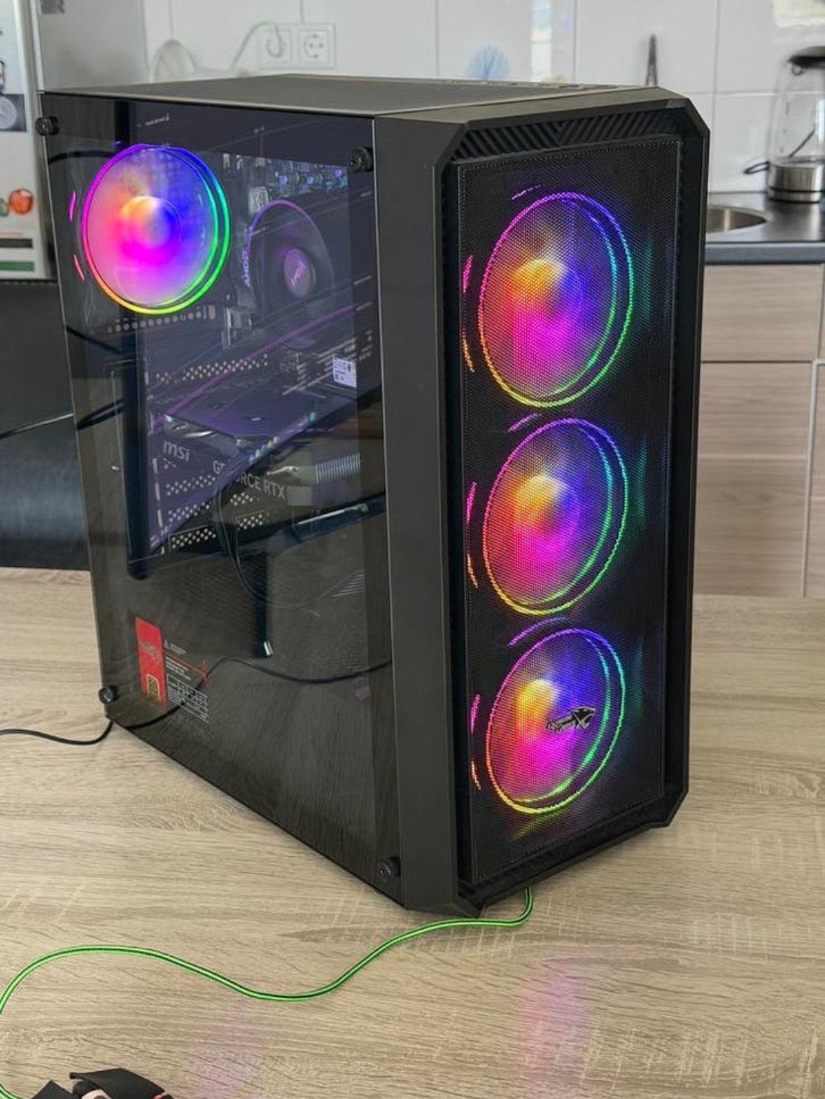 Gaming pc inclusief monitor etc, Computers en Software, Desktop Pc's, Zo goed als nieuw, 3 tot 4 Ghz, SSD, Gaming, Ophalen of Verzenden