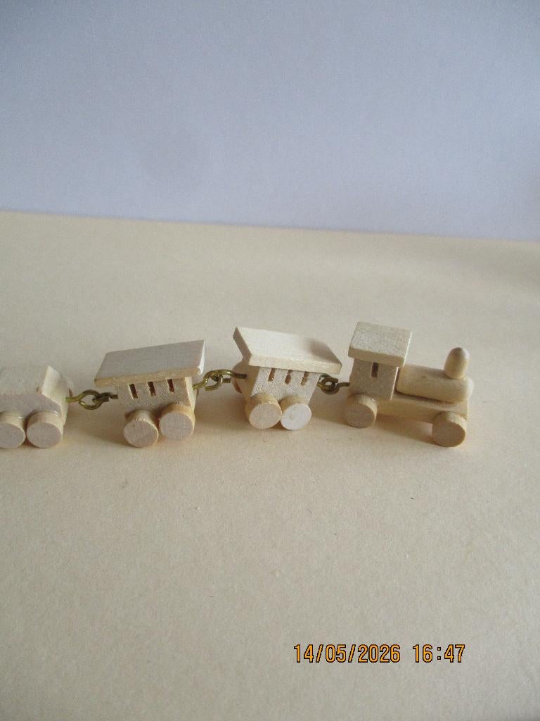 poppenhuis blank houten trein, Ophalen of Verzenden, Zo goed als nieuw, Decoratie
