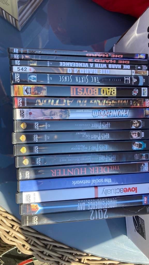 Te koop: 17 dvd’s, Vanaf 12 jaar, Ophalen, Zo goed als nieuw