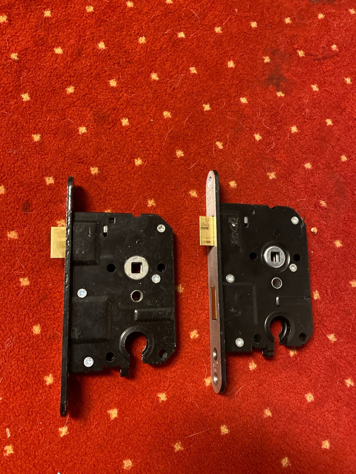 2 cilinder sloten - Nemer Assa Abloy, Ophalen of Verzenden, Nieuw, IJzer, Slot
