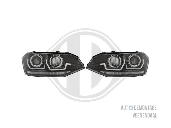 Koplampset links + rechts van een Volkswagen Polo, Auto-onderdelen, -, -, Nieuw, Ophalen of Verzenden
