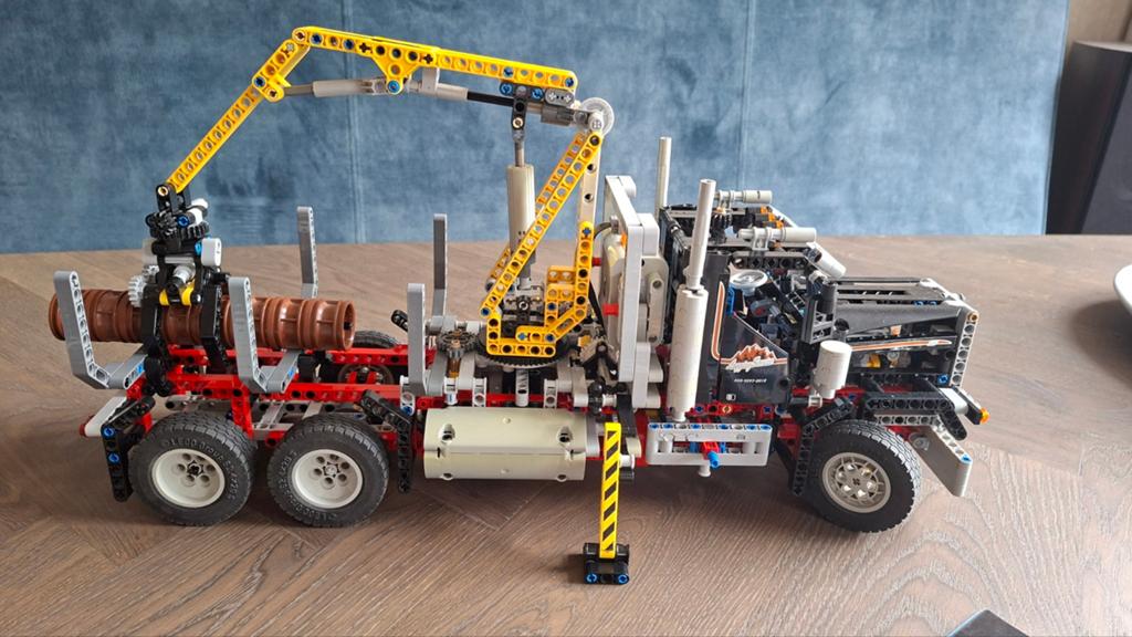 Lego Amerikaanse truck model 9397, Ophalen, Zo goed als nieuw