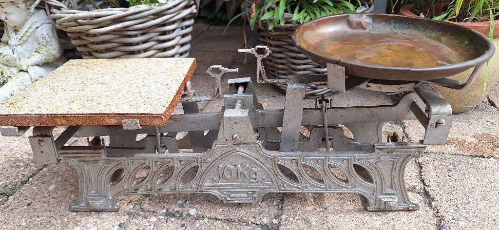 Antieke Winkelweegschaal - 10 KG, Witgoed en Apparatuur, Ophalen, Gebruikt, Winkelweegschaal, Analoog
