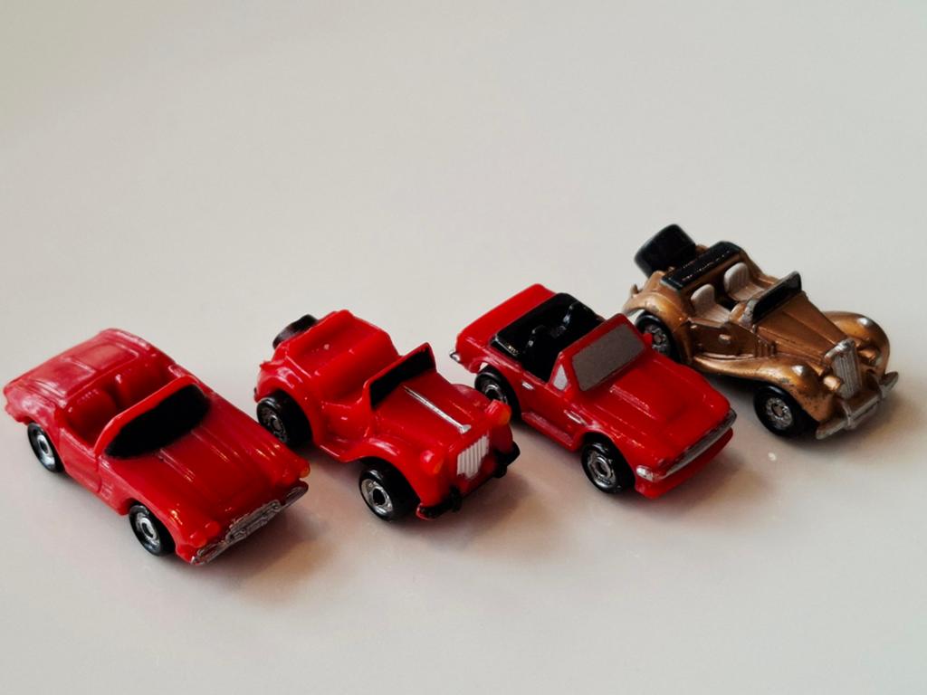 Micro Machines 4 vintage miniatuur speelgoedauto's, Ophalen of Verzenden, Gebruikt