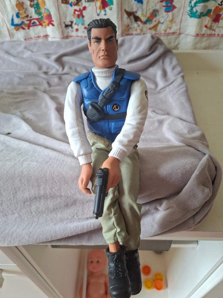 Actiefiguur met kleding en accessoires, Ophalen of Verzenden, Gebruikt