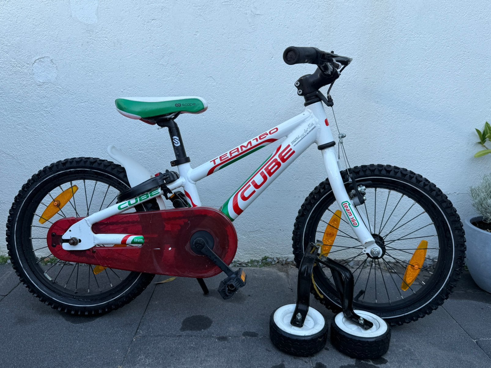 Cube 160 (16 inch), Ophalen, Terugtraprem, Zijwieltjes, 16 tot 20 inch