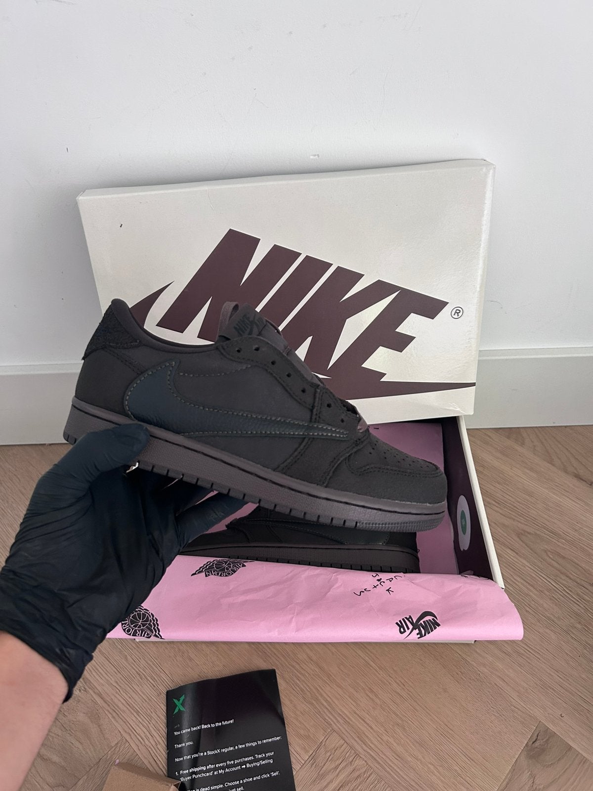 Travis scott, Maat: 37.5, 38, 39, Ophalen of Verzenden, Nieuw, Bruin, Sneakers of Gympen