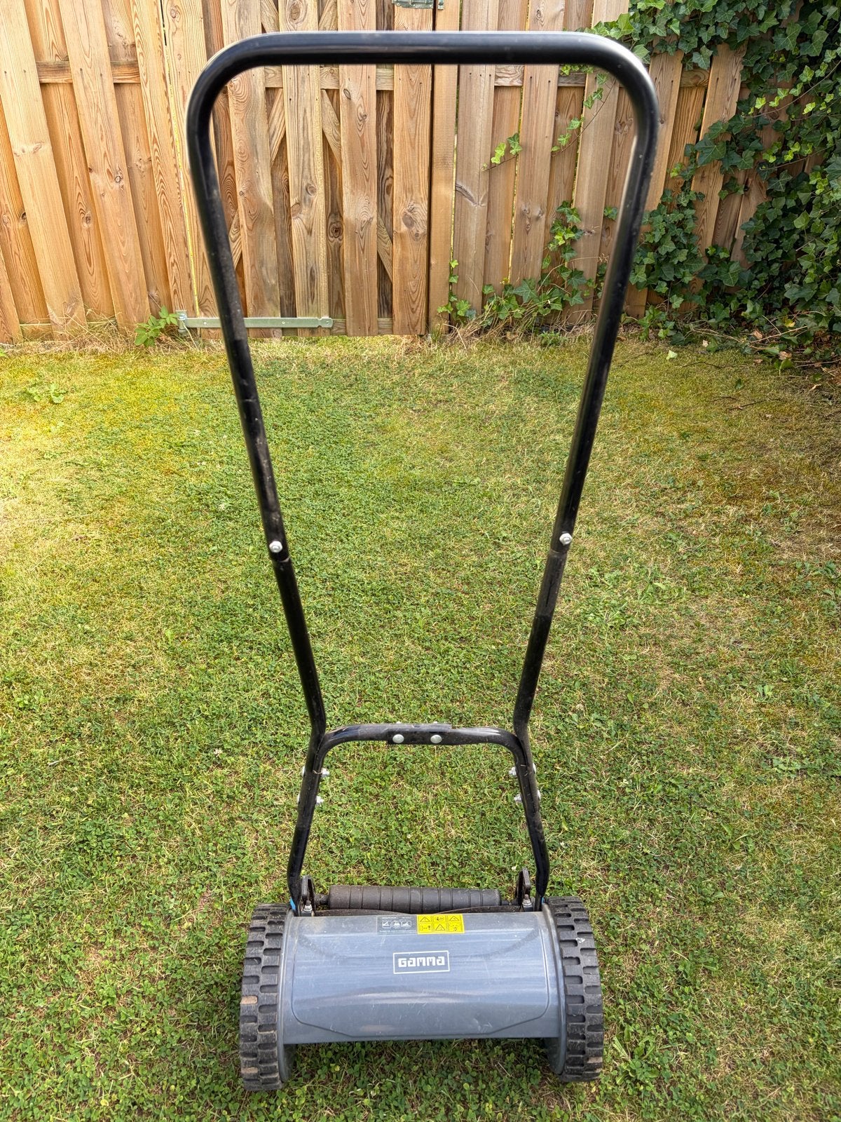 Handgrasmaaier - Eenvoudig maaien, Gebruikt, Handgrasmaaier, Ophalen of Verzenden, 30 t/m 39 cm