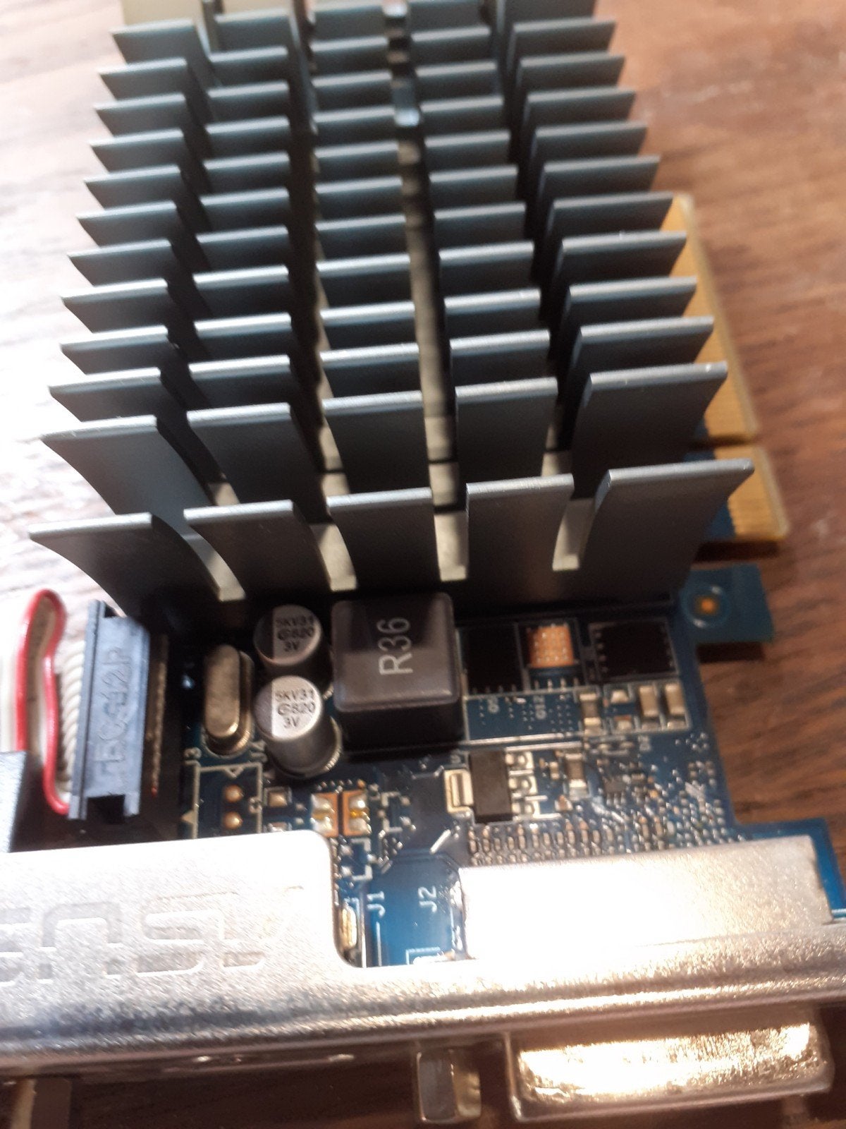 ASUS GT720-SL-2GD3-BRK Grafische Kaart, Computers en Software, Videokaarten, Gebruikt, GDDR3, HDMI, Ophalen of Verzenden