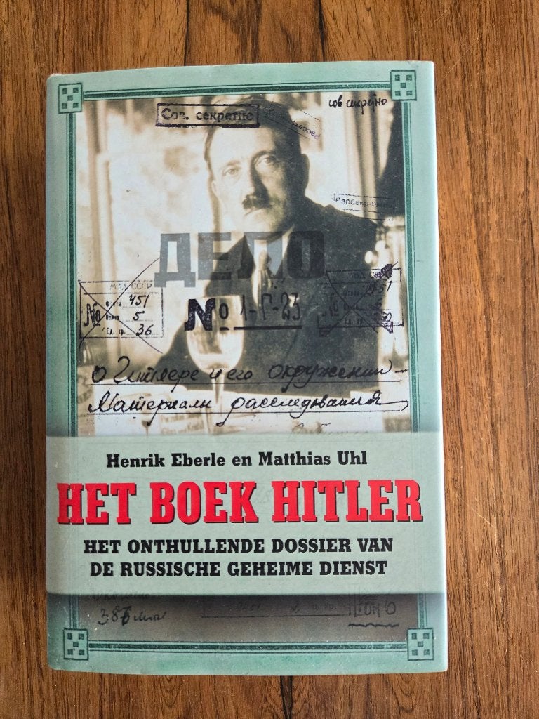 Het boek Hitler, Het onthullende dossier van de Russische .., Ophalen of Verzenden, Tweede Wereldoorlog, Gelezen, Algemeen