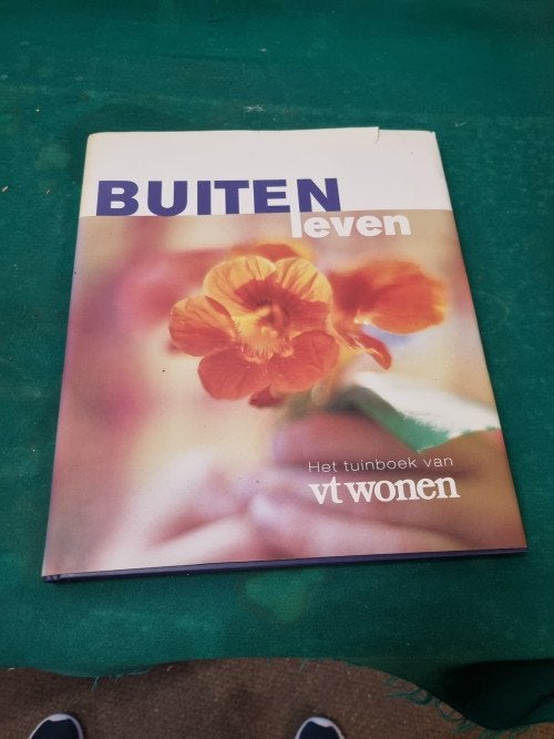 boek buitenleven vt wonen, Boeken, Ophalen of Verzenden