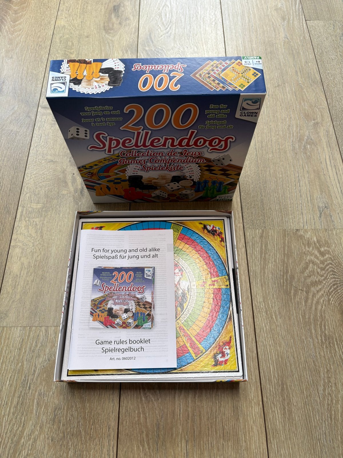 200 Spellendoos - Zo goed als nieuw, Ophalen of Verzenden, Zo goed als nieuw