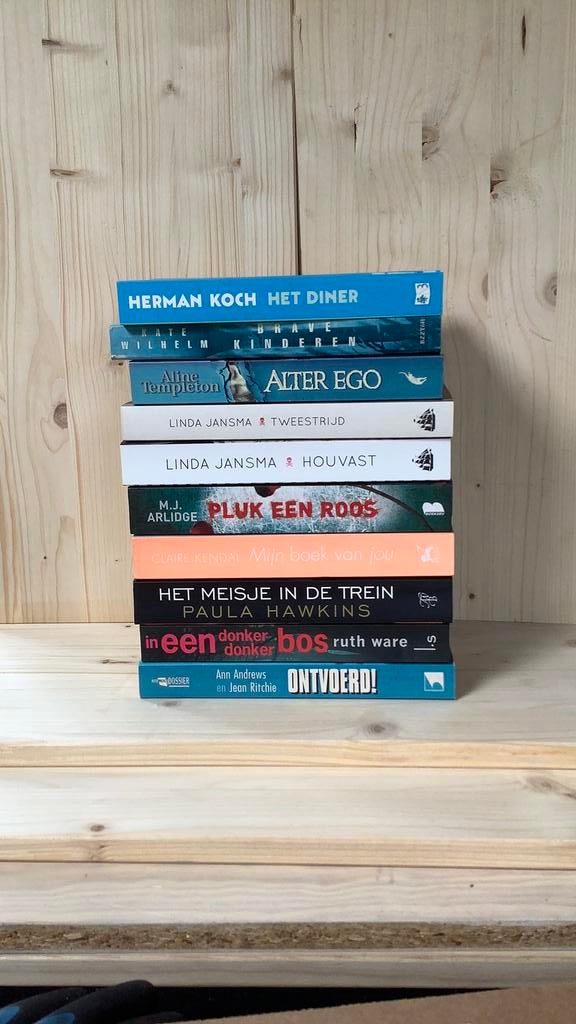 Boekenpakket: spannende thrillersvan bekende auteurs, Boeken, Ophalen, Gelezen, Nederland