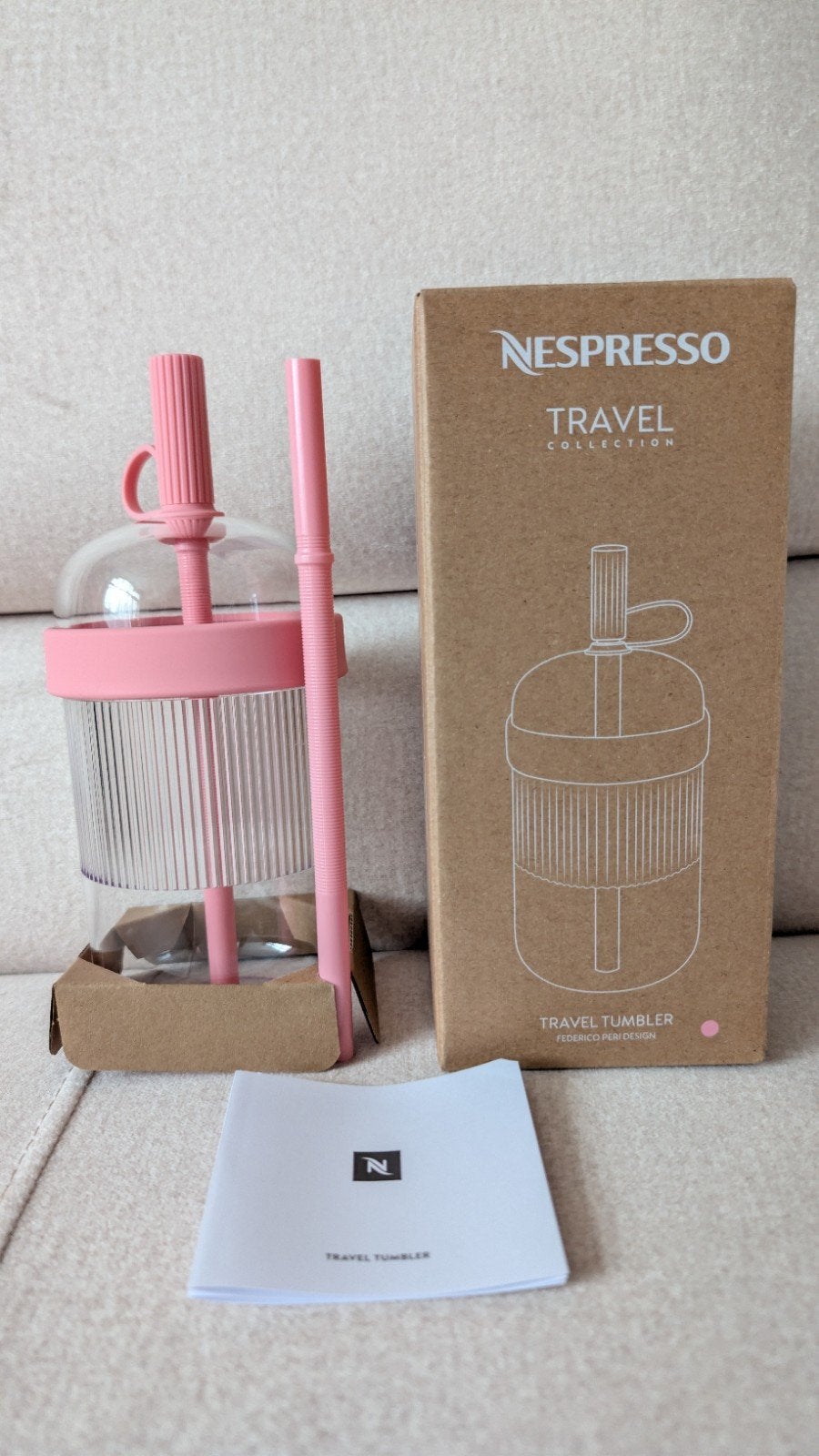 Nespresso Travel Tumbler Bubblegum 540 ml, stempelkaart, Overige typen, Kunststof, Nieuw, Ophalen of Verzenden