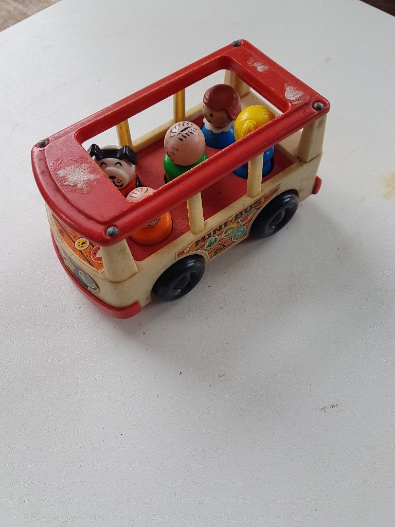 fisher price bus fp141 met 5 poppetjes, Verzamelen, Ophalen of Verzenden, Gebruikt