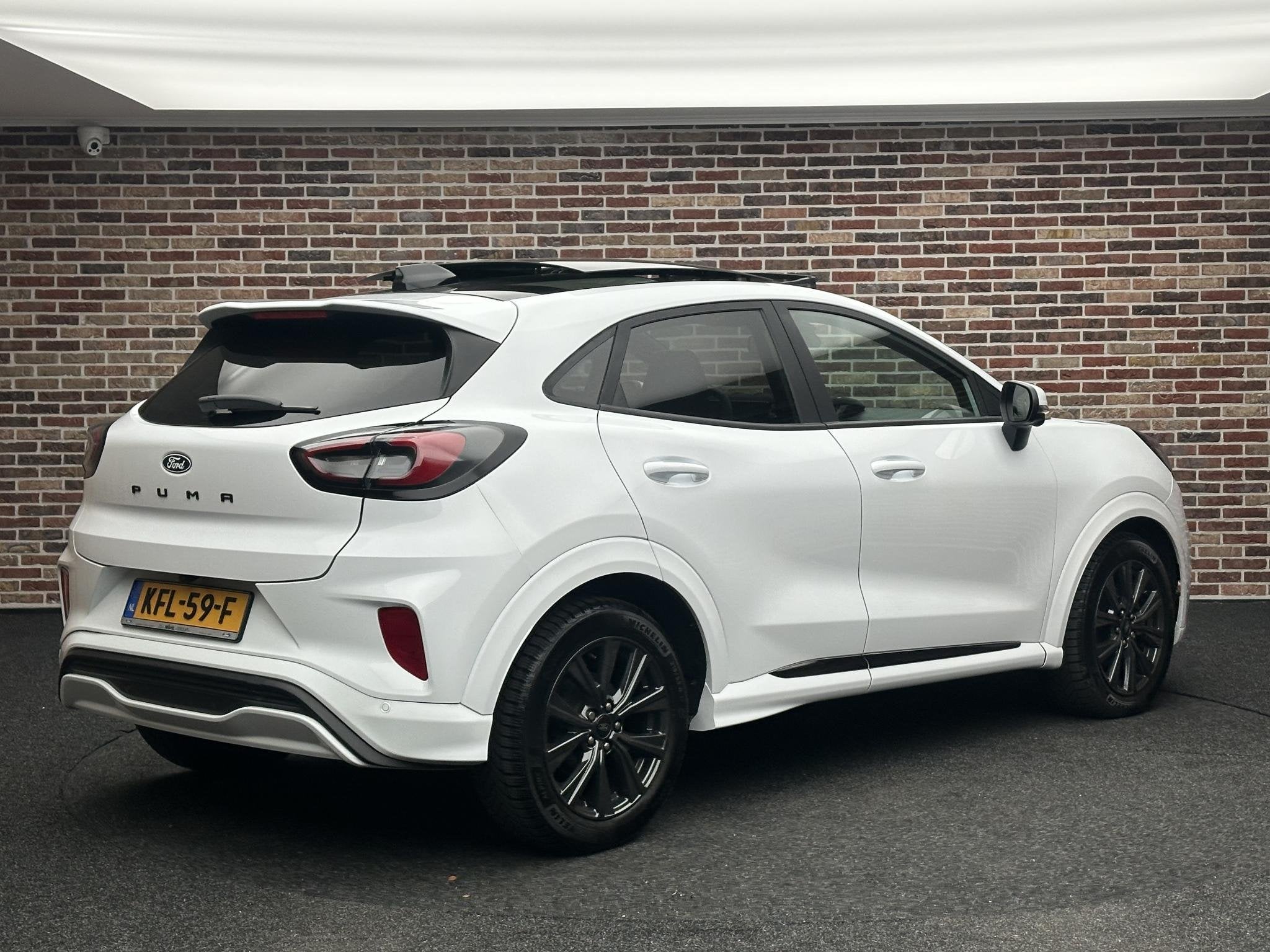 Ford Puma 1.0 Turbo Hybrid ST-Line X Panoramadak B&O Stuurwi, 125 pk, Euro 6, Leder en Stof, Wit