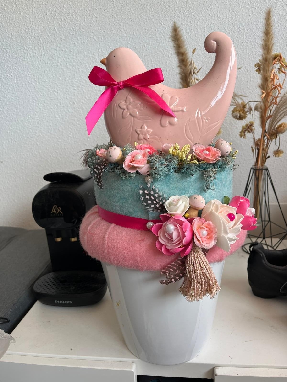 Decoratieve pot met kip en bloemen, Huis en Inrichting, Meerkleurig, Ophalen of Verzenden, Steen/keramiek, Landelijk
