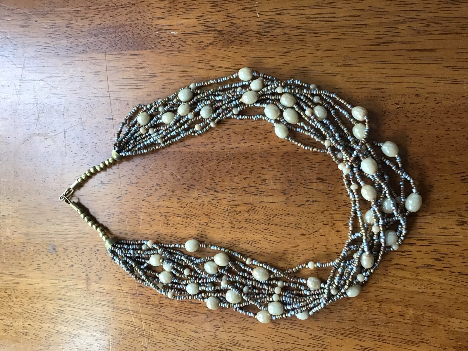 Mooie kralenketting, 58 cm lang, Ophalen of Verzenden, Gebruikt, Beige, Overige materialen