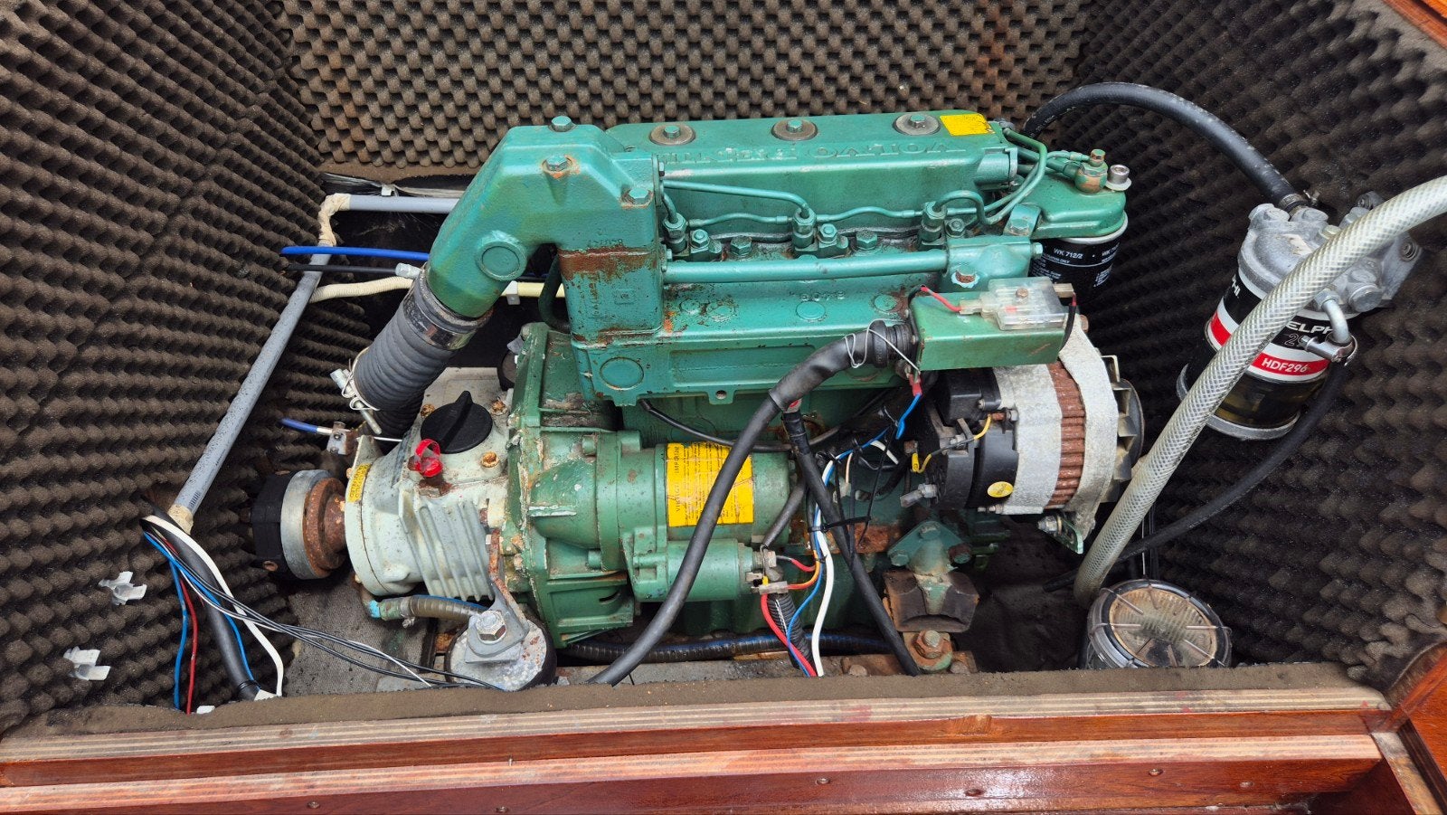 Volvo penta 2003 - lekt koelwater, Watersport en Boten, Buiten- en Binnenboordmotoren, Ophalen, Gebruikt, Diesel, 30 pk of meer