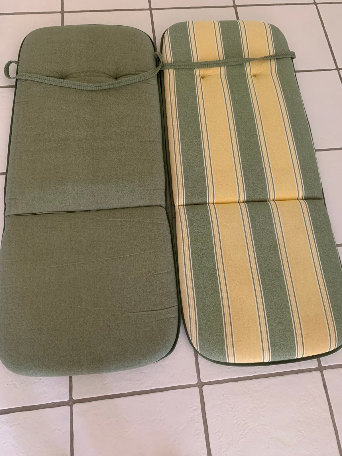 Twee comfortabele tuinstoel kussens voor buiten, Ophalen, Zo goed als nieuw, Textileen