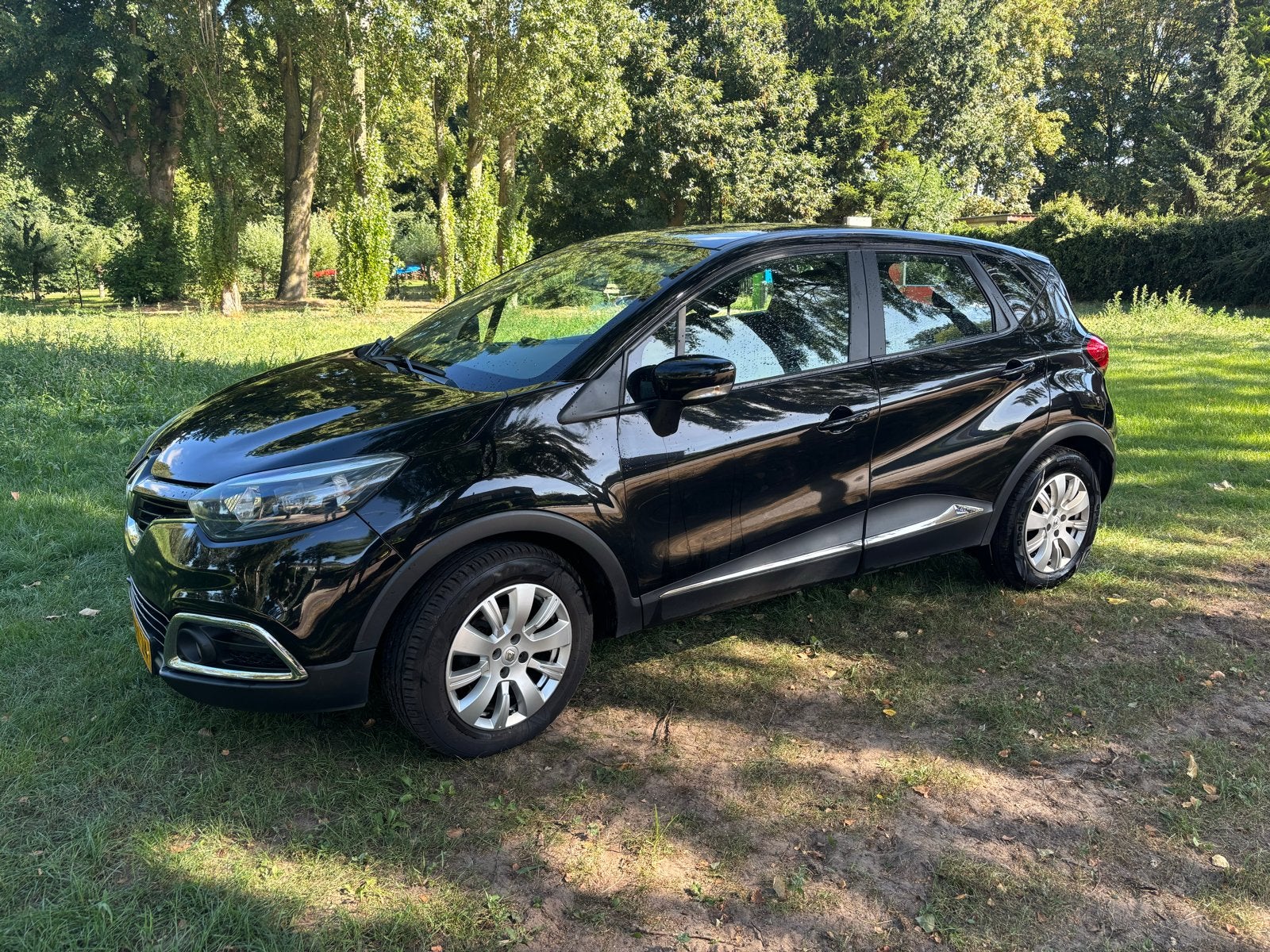 Renault Captur 0.9 TCE 90 2015 Zwart, Voorwielaandrijving, 898 cc, Stof, Zwart