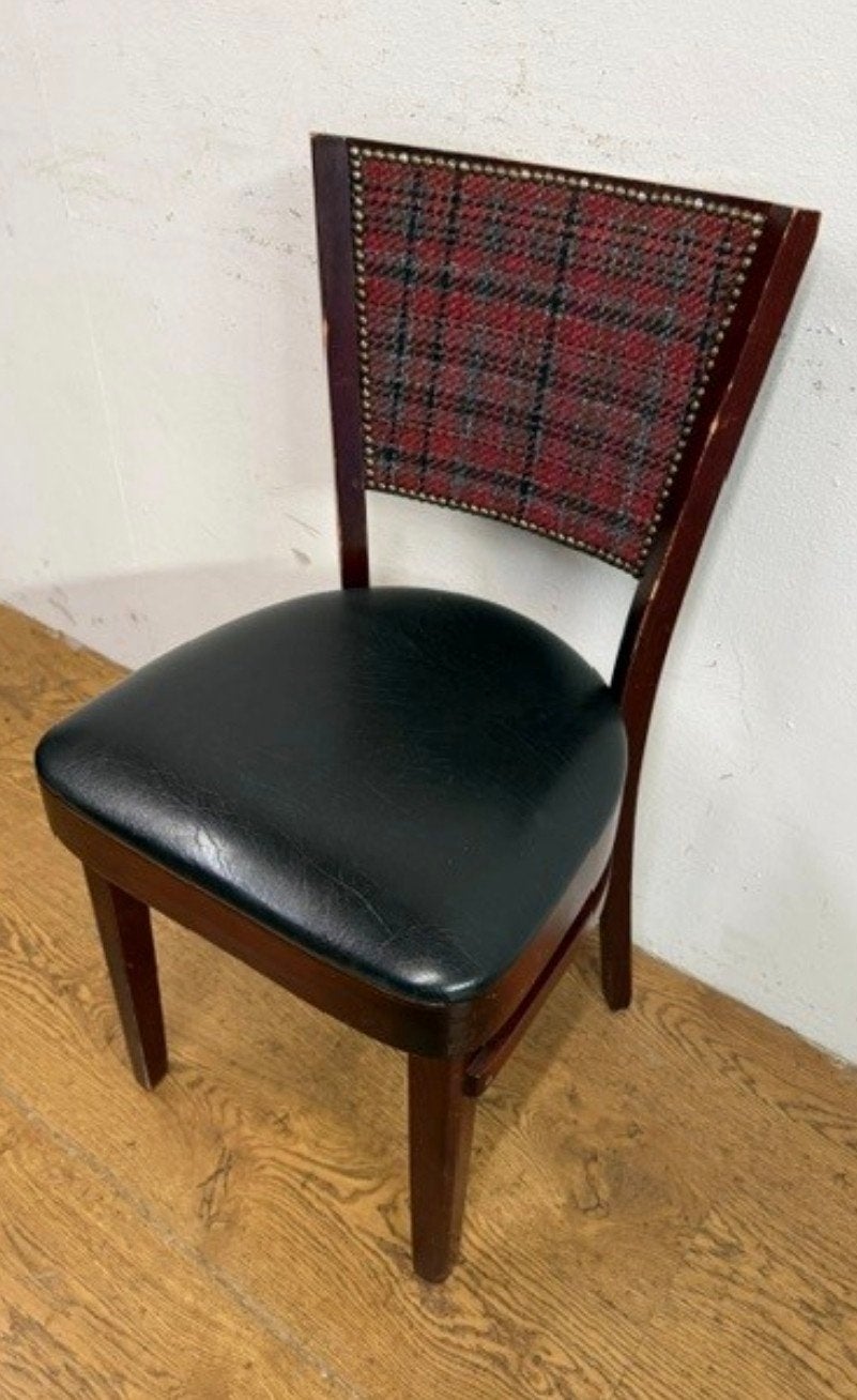 36 horeca vintage bistro stoelen + nails schotse ruit uniek!, Bruin, Ophalen of Verzenden, Zo goed als nieuw, Leer