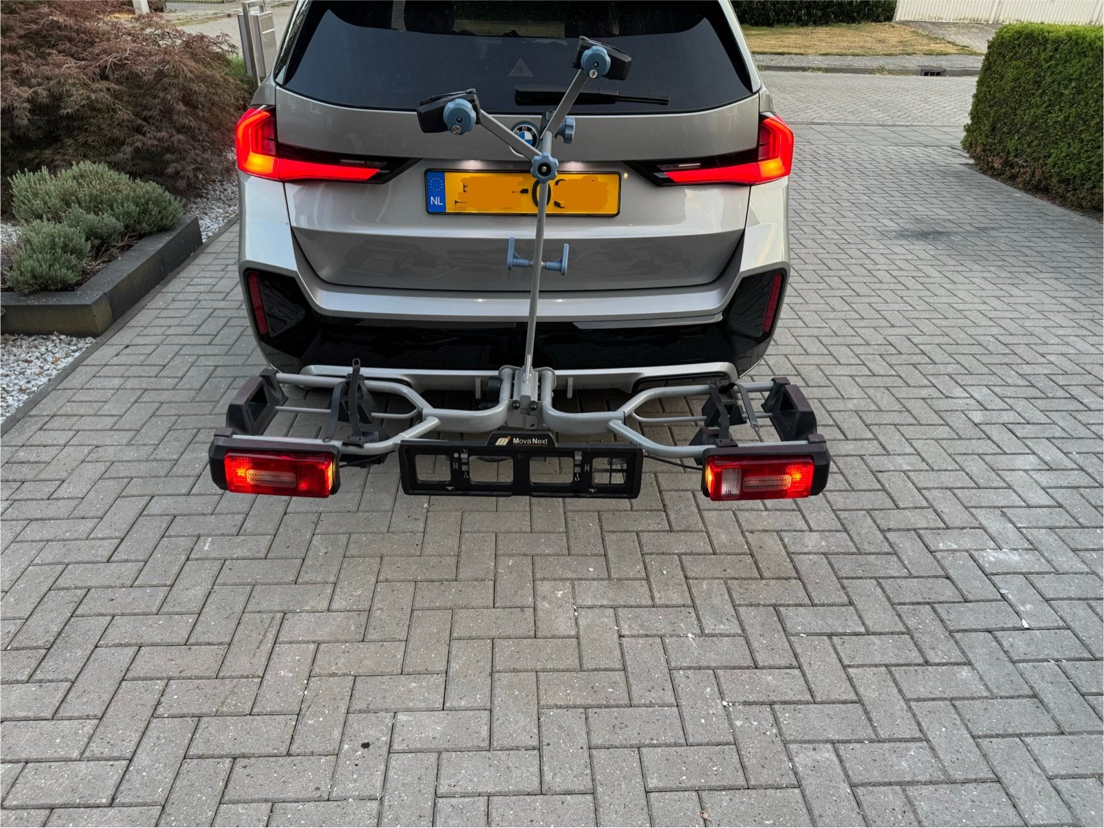 MovaNext trekhaak fietsendrager voor 2 fietsen, Ophalen, Zo goed als nieuw, 2 fietsen, Trekhaakdrager