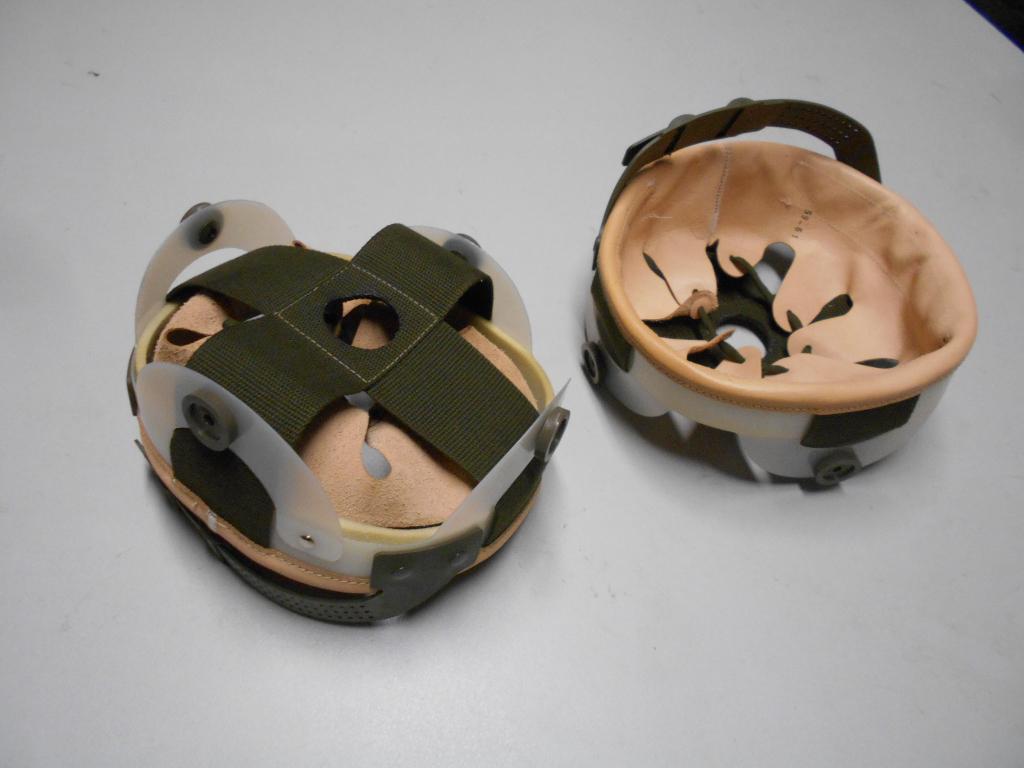 Helm liner AM95 Titan GSG9 ?, Verzamelen, Militaria | Algemeen, Landmacht, Helm of Baret, Nederland, Ophalen of Verzenden