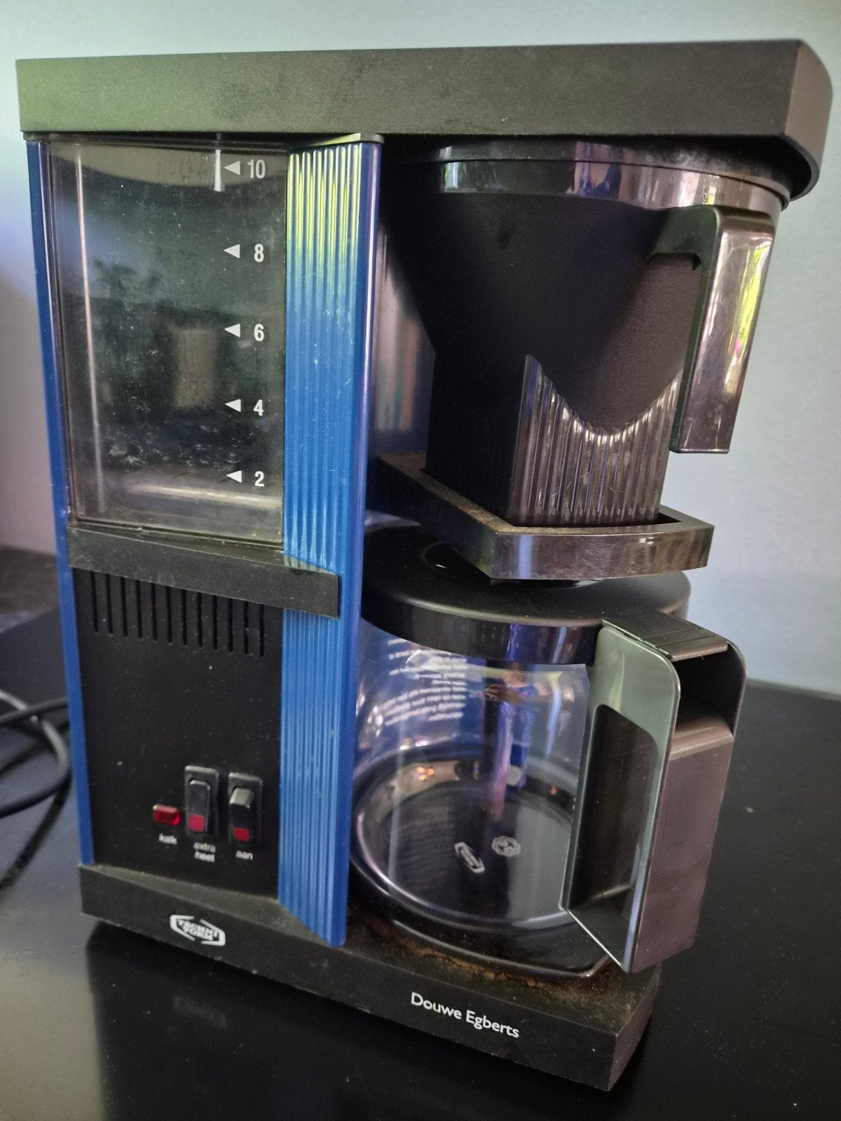 Douwe Egberts Koffiezetapparaat - technivorm, Gebruikt, 10 kopjes of meer, Koffiemachine, Gemalen koffie