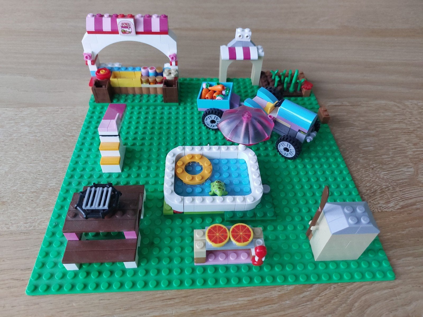 Lego Friends Boerderijwinkel met tractor en pizza oven, Kinderen en Baby's, Speelgoed | Duplo en Lego, Ophalen of Verzenden, Gebruikt